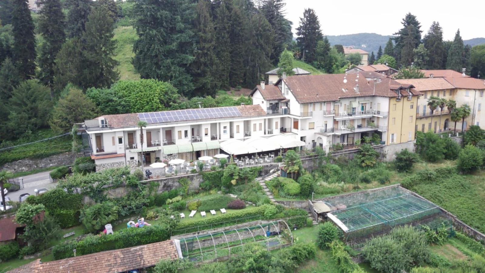 Albergo Ristorante Monterosa Ameno Exterior photo